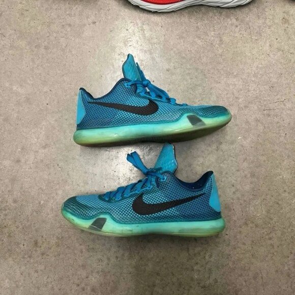 Nike Kobe 10 GS '5AM Flight' 726067403 Gs size 7Y/ 8.5 women used no box - Picture 1 of 7